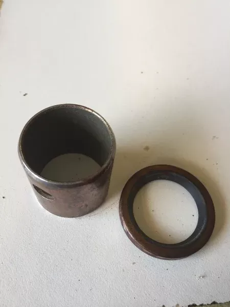 399266-bushing-seal-briggs-stratton-nos 399266 Bushing Seal Briggs and Stratton NOS